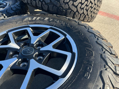 17" Jeep Wrangler Rubicon OEM wheels rims Gladiator tires BFG 33" NEW