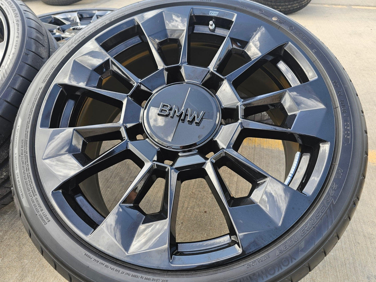 23" BMW X7M X5 X6 X7 XM OEM Series wheels rims tires SET 2024 2025 2026 2027 NEW