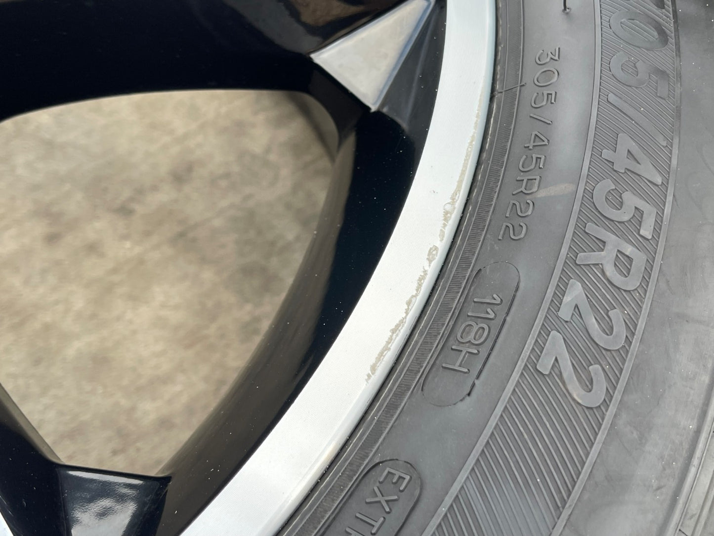 22" Ford F-150 Expedition PERFORMANCE OEM 10200 rims wheels MICHELIN