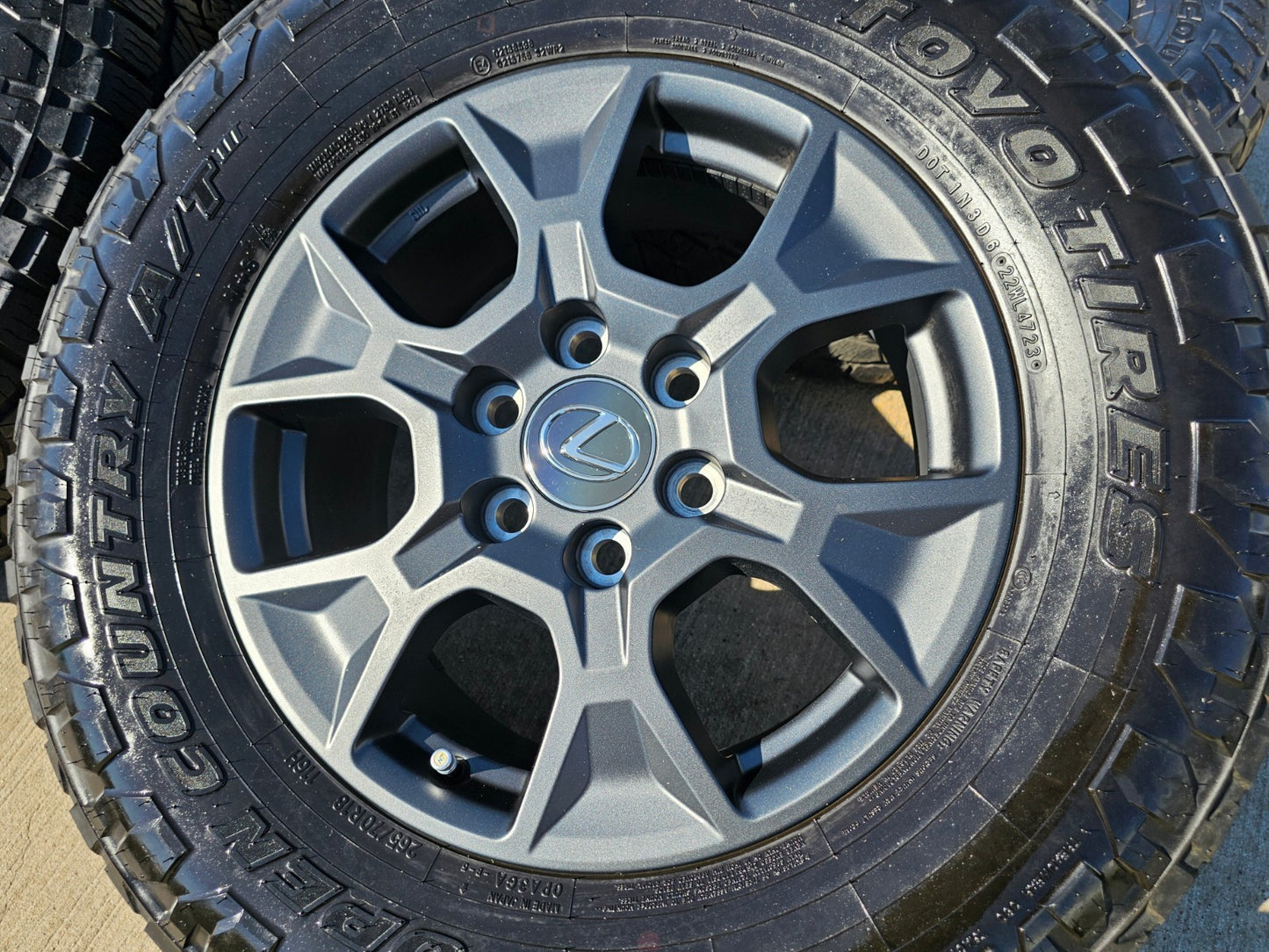 18" Lexus GX550 OEM wheels rims Toyota Land Cruiser Tundra Sequoia TOYO A/T3