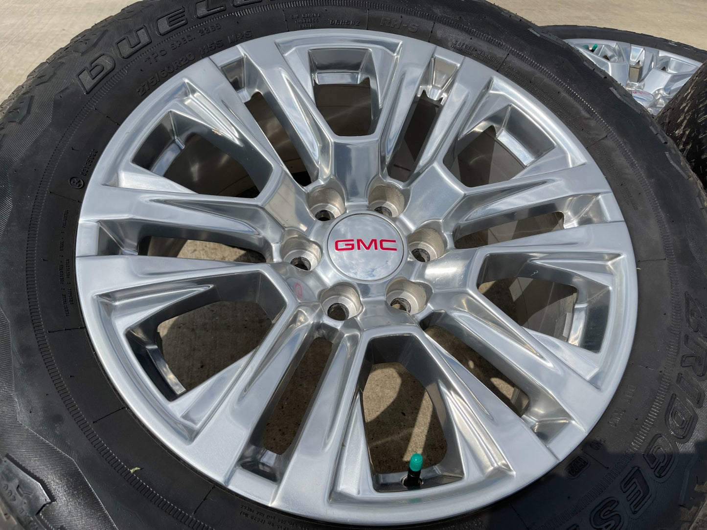 20" GMC Sierra Yukon Denali OEM 5917 wheels rims Chevy 2021 2022 2023 2025 2026