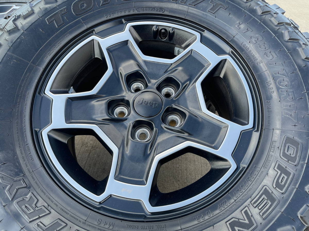 17" Jeep Wrangler RUBICON OEM wheel rim 9259 black single