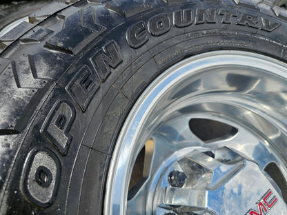 17" Chevy Silverado GMC Sierra 3500 Dually rims wheels OEM 5519 5520 TOYO 33"