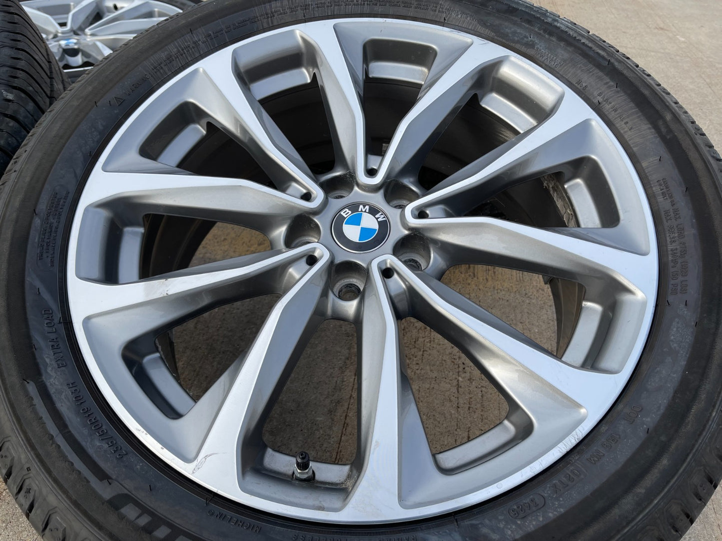 19" BMW X1 X2 X3 X4 OEM 86351 Series wheels rims tires MICHELIN DEFENDER 2
