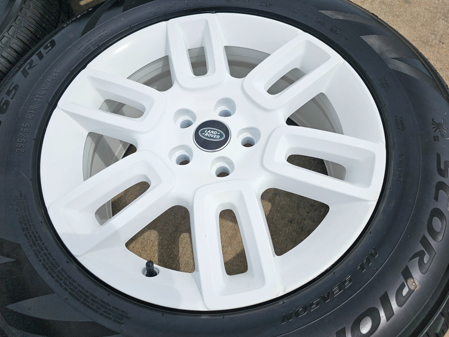 19" Land Rover Defender WHITE Range Rover OEM 72350 wheels rims NEW