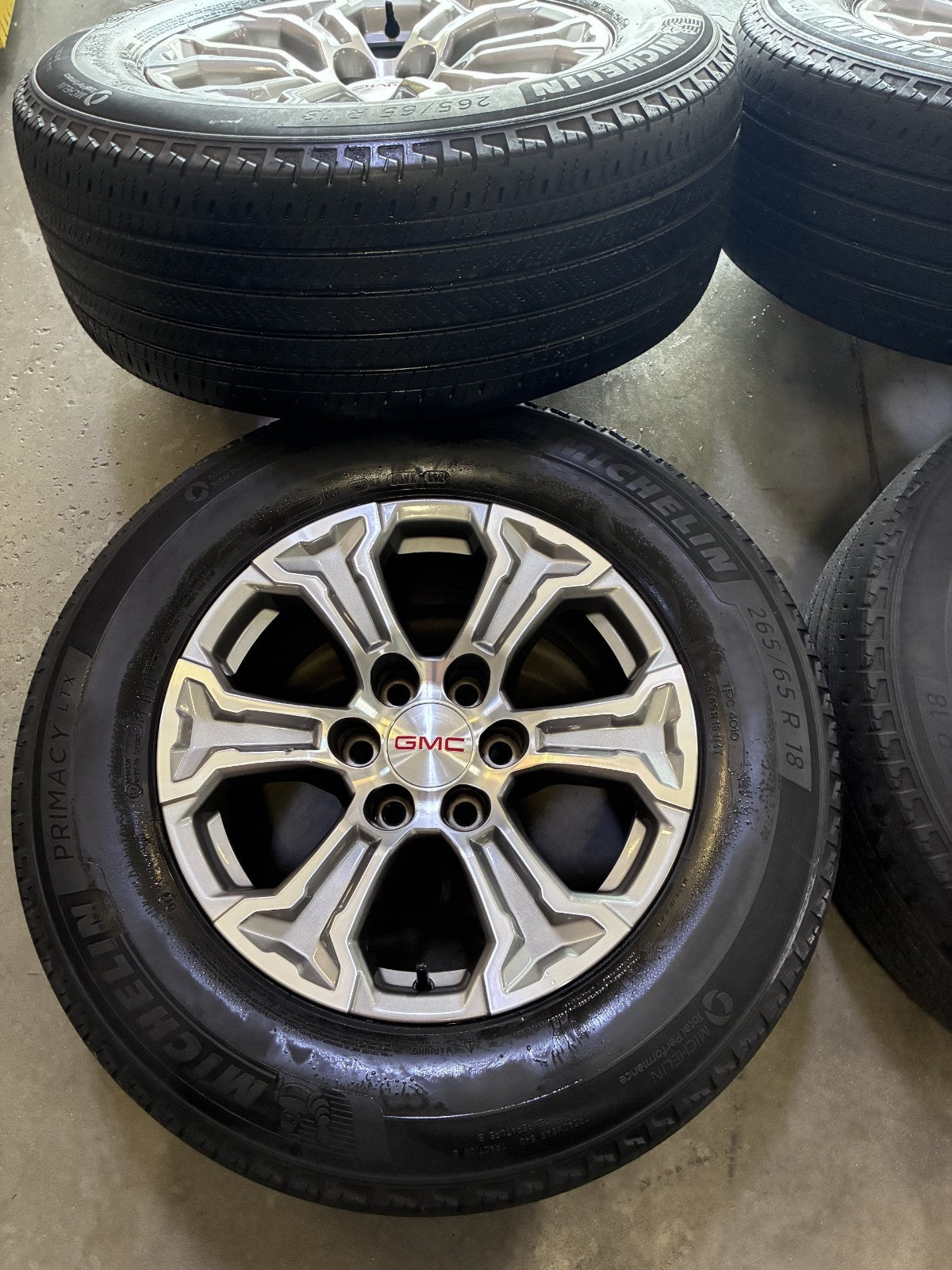 18" GMC Sierra Canyon Chevy Tahoe Colorado OEM 5910 wheels rims 2024 2025 2026