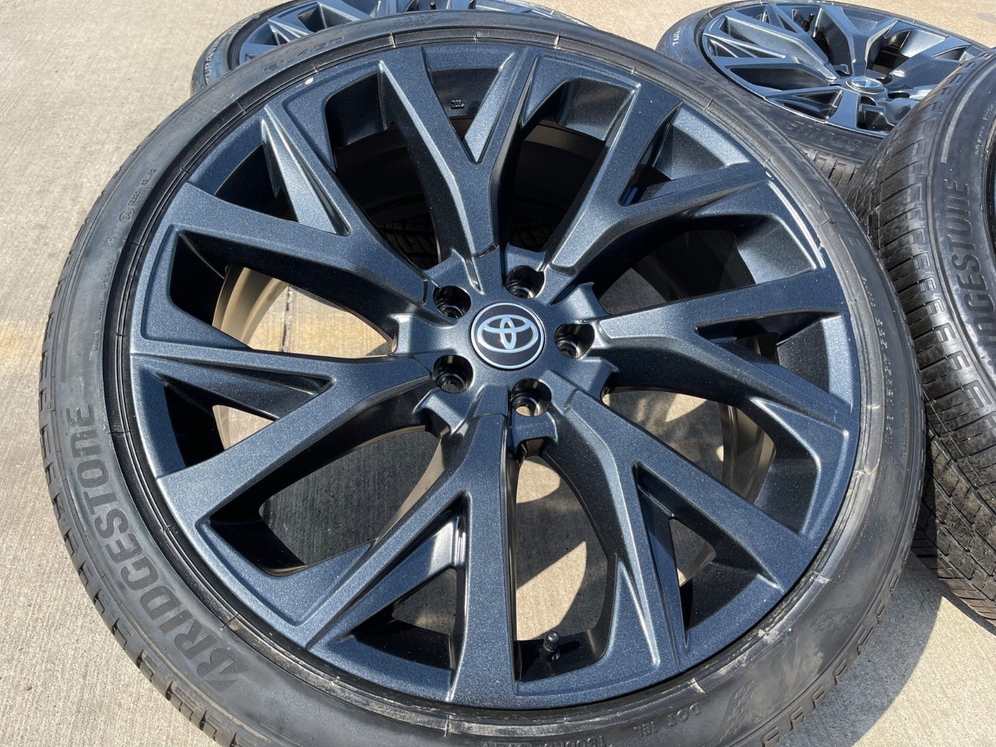 21" Toyota Crown OEM wheels rims Signia Camry Avalon Lexus 2025 2026 BRIDGESTONE