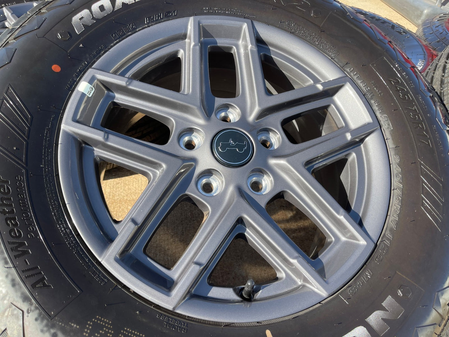17" Jeep Wrangler Rubicon OEM wheels rims 9324 Gladiator 2025 2026 NEXEN NEW