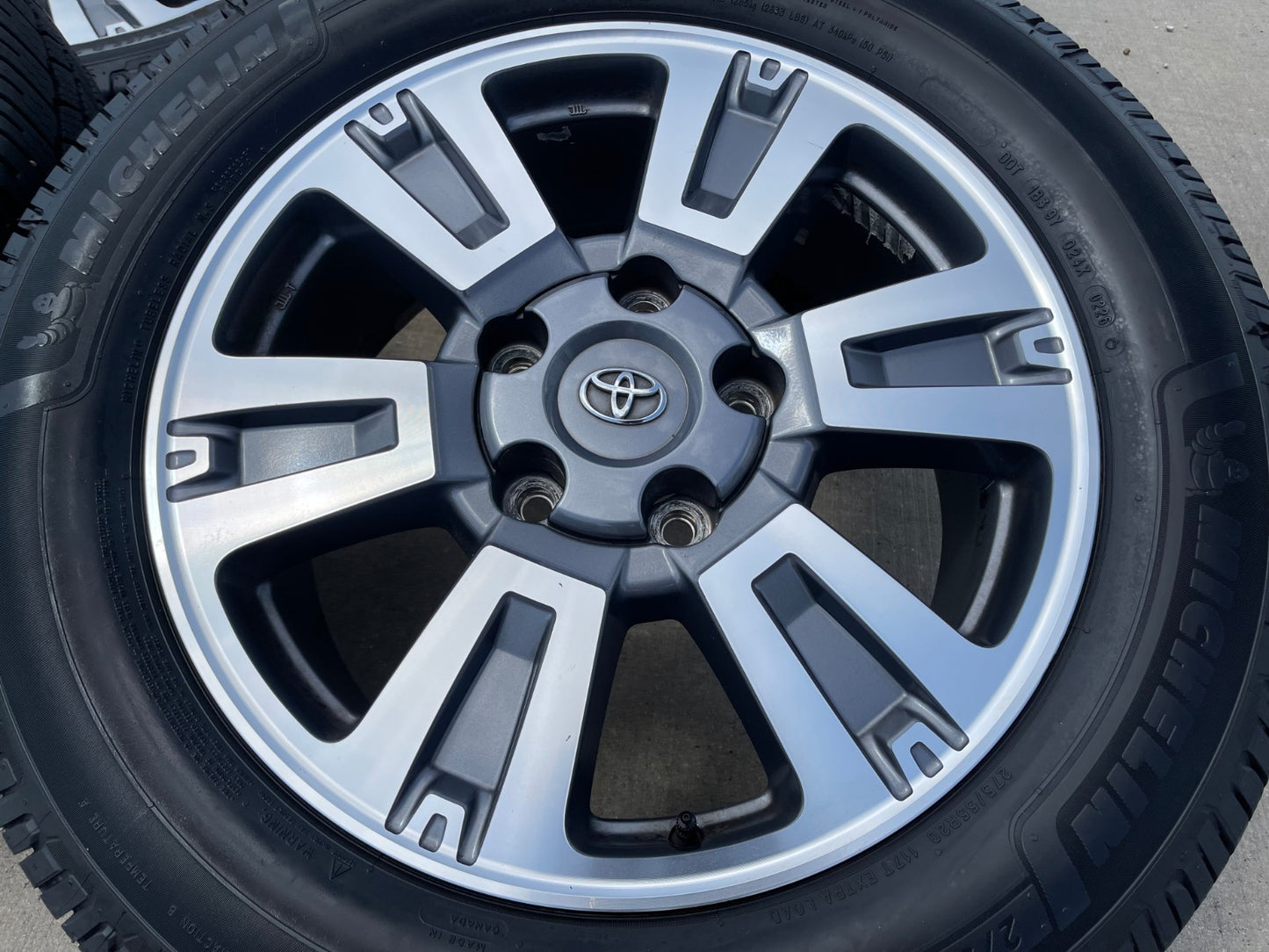20" Toyota Tundra PLATINUM OEM 75159 SET wheels rims 5x150 tires MICHELIN