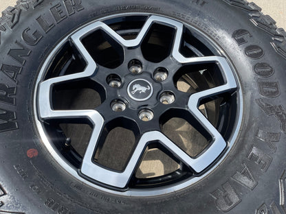 18" Ford Bronco wheel rim 95213 10389 Ranger spare GOODYEAR TERRITROY AT 35"