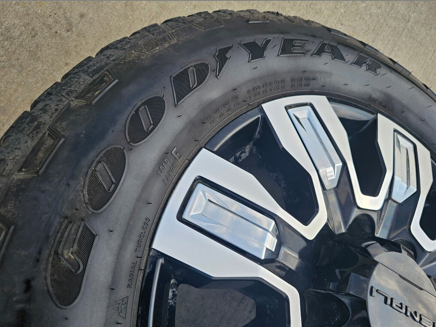 20" GMC Sierra DENALI ULTIMATE 2500 3500 OEM wheels rims 5958 Chevy
