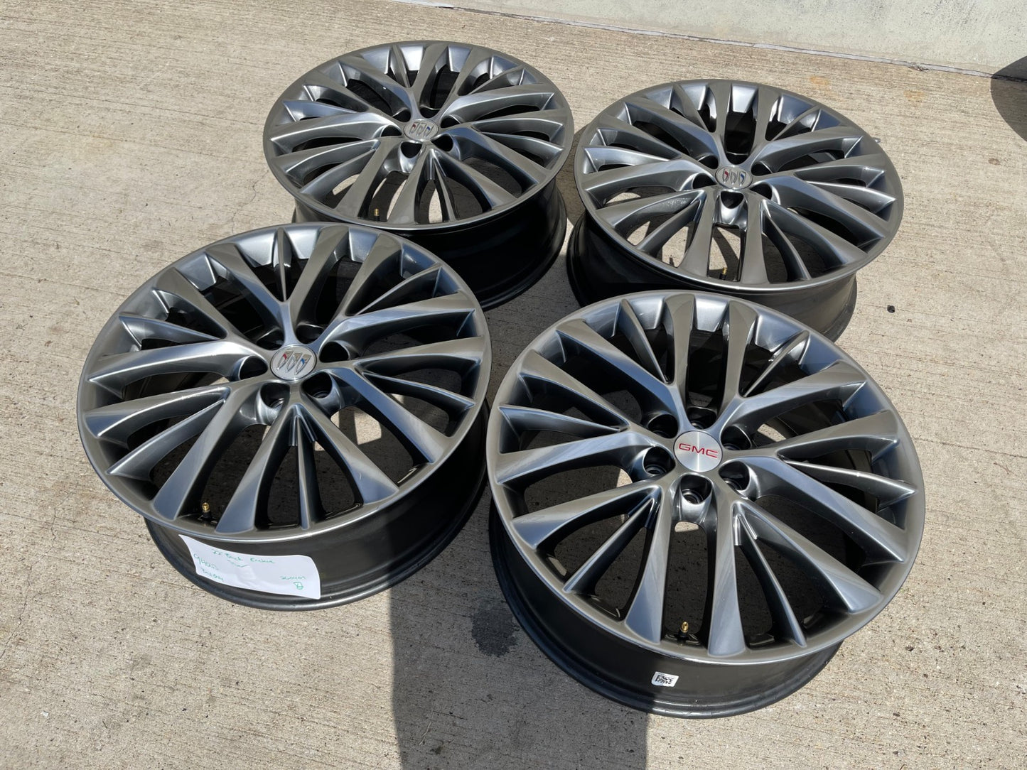 22" Buick Enclave OEM 90043 wheels rims Blazer Acadia Traverse XT6 2025 2026 NEW