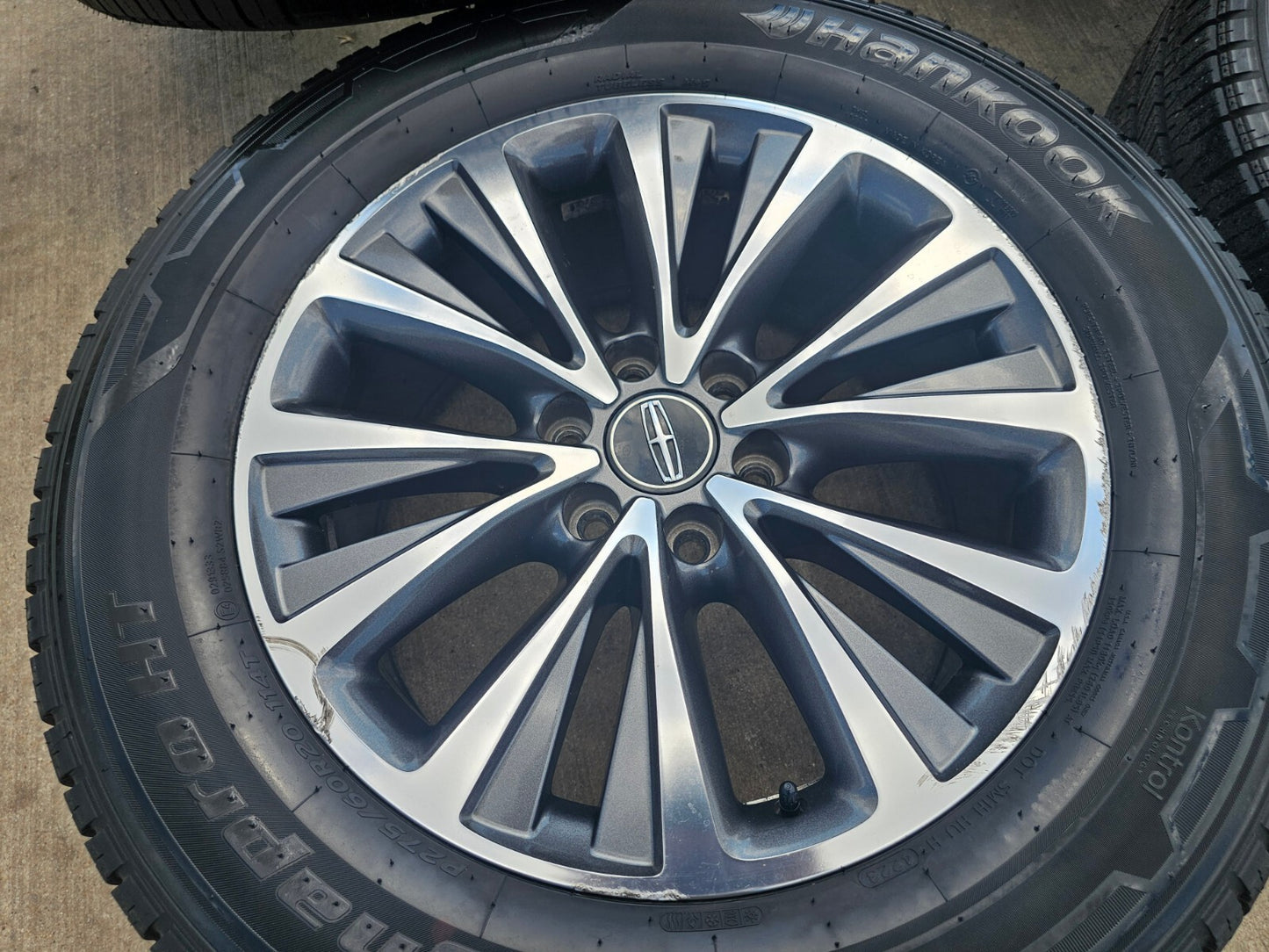 20" Lincoln Navigator OEM rims wheels 10024 tires 2015 2016 2017 2018 2021 2022