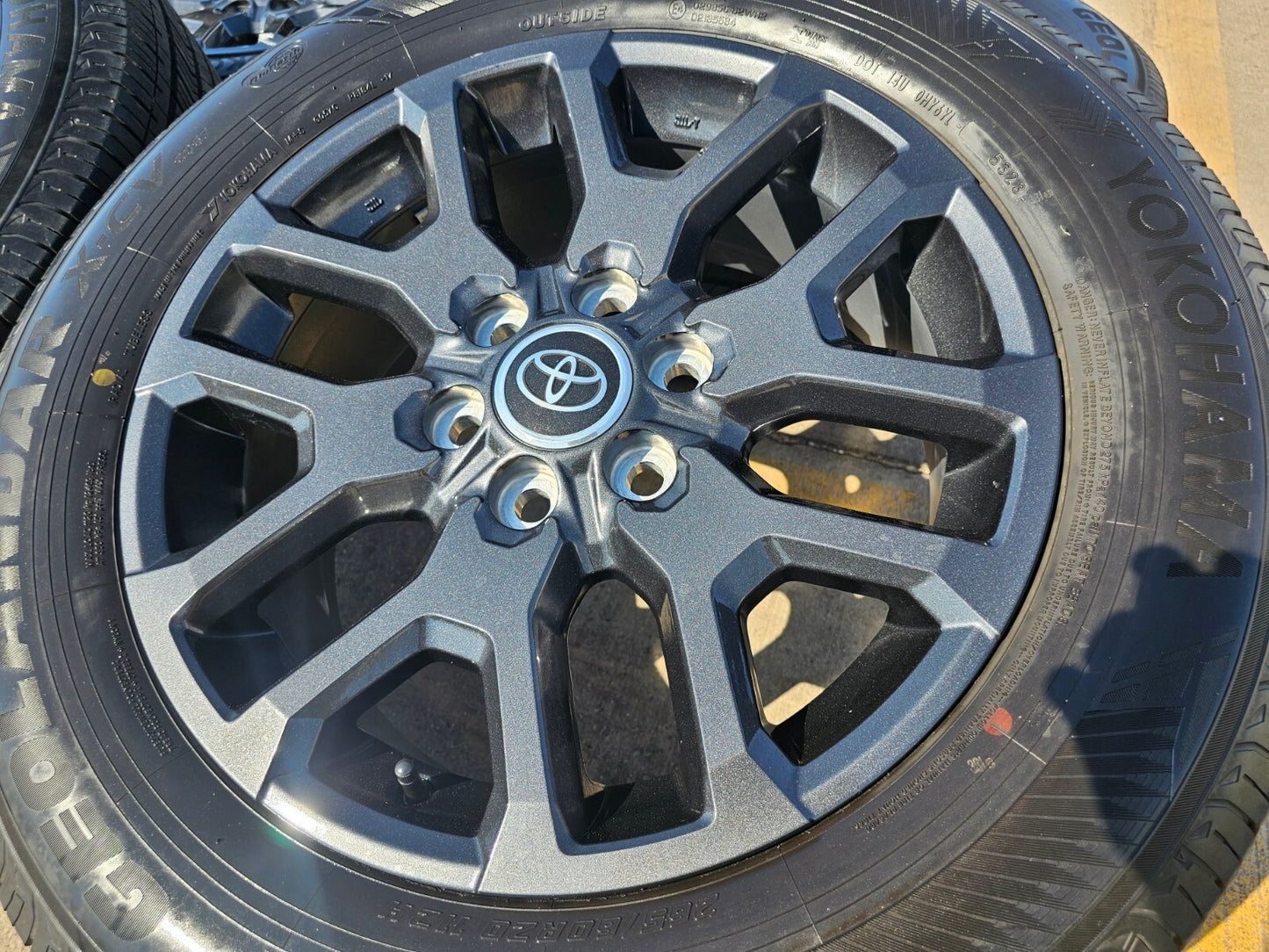 20" Toyota Tundra TSS TRD OEM wheels rims 95359 75277 Sequoia 2024 2025 NEW