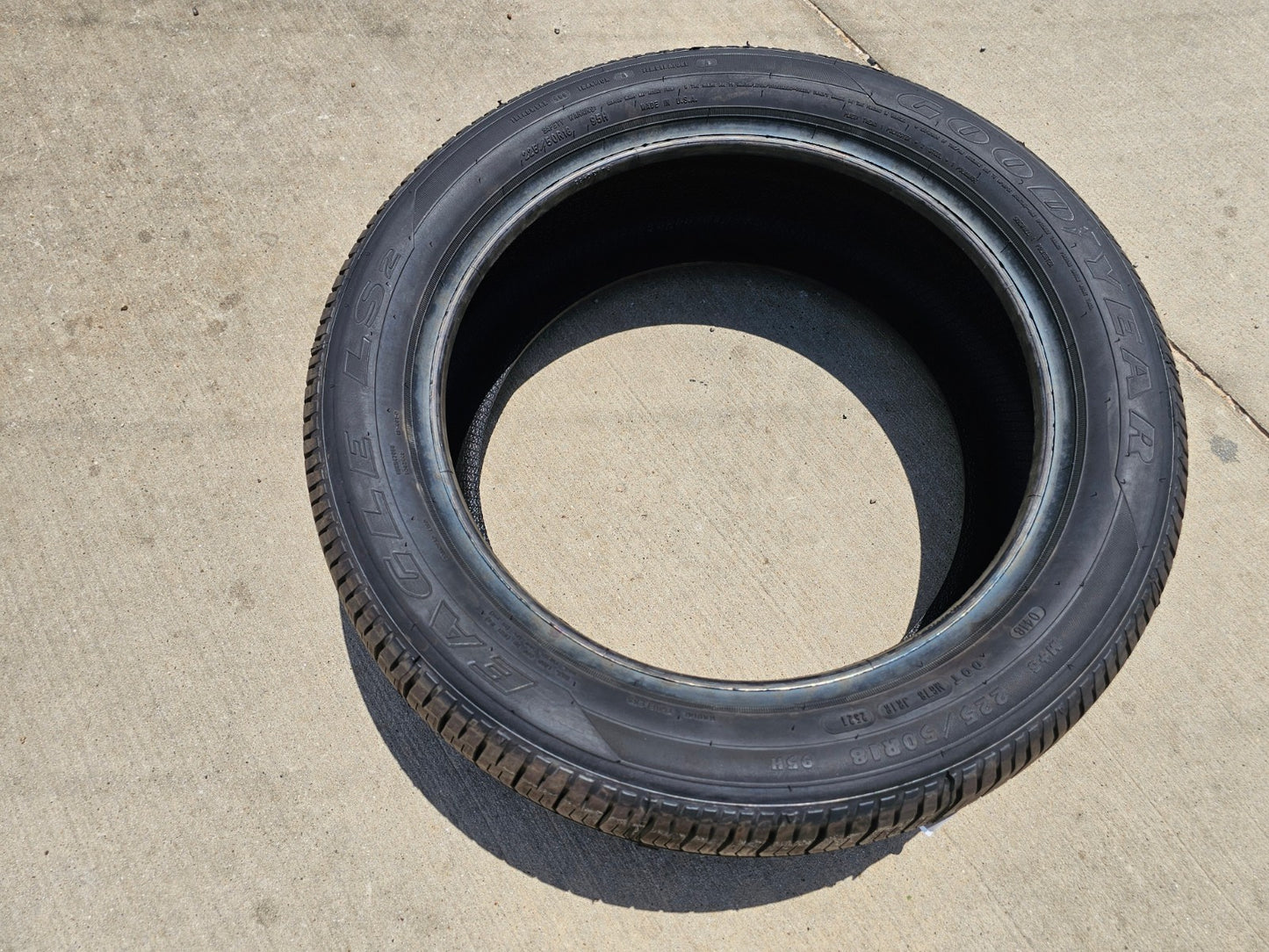 (1) 225/50/18 Goodyear Eagle LS-2 tire 225/50R18 95H SL NEW