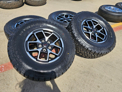 17" Jeep Wrangler Rubicon OEM wheels rims Gladiator tires KENDA 33" NEW