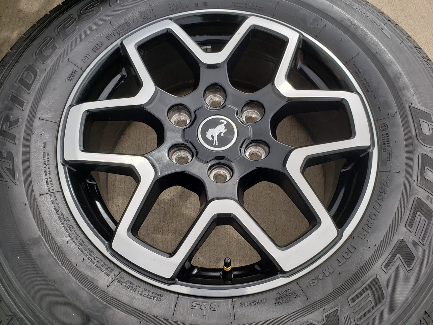 18" Ford Bronco wheels rims tires black 95213 Ranger tires BRIDGESTONE DUELER HT