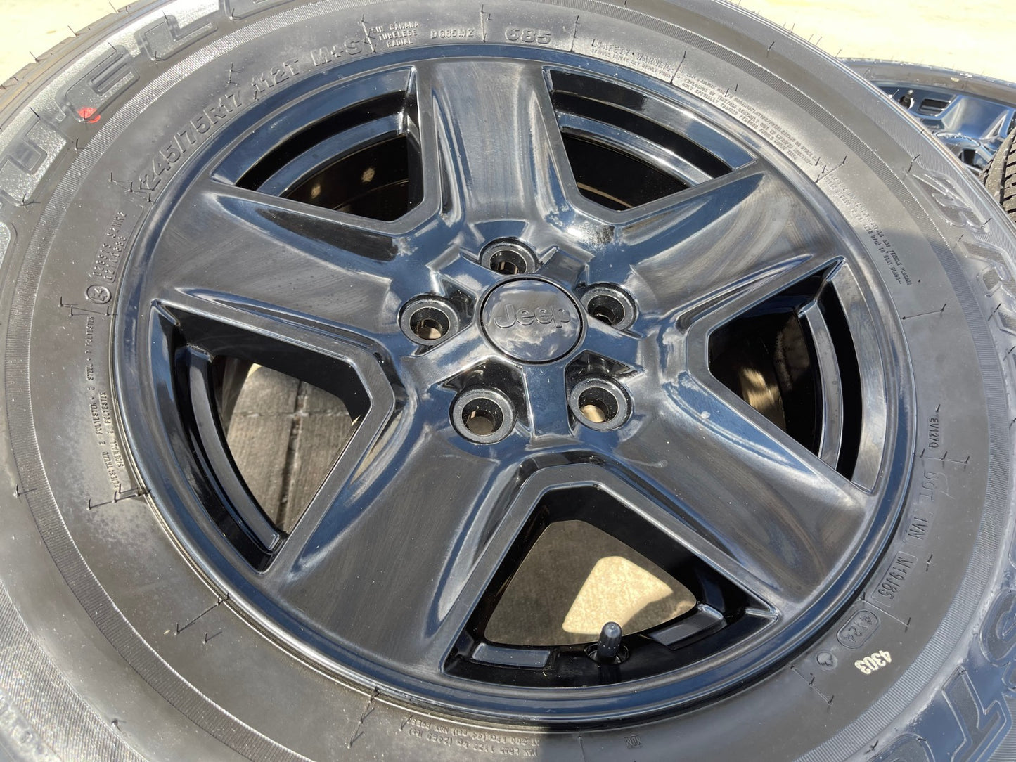 17" Jeep Wrangler Gladiator BLACK OEM wheels rims 9235 tires BRIDGESTONE NEW