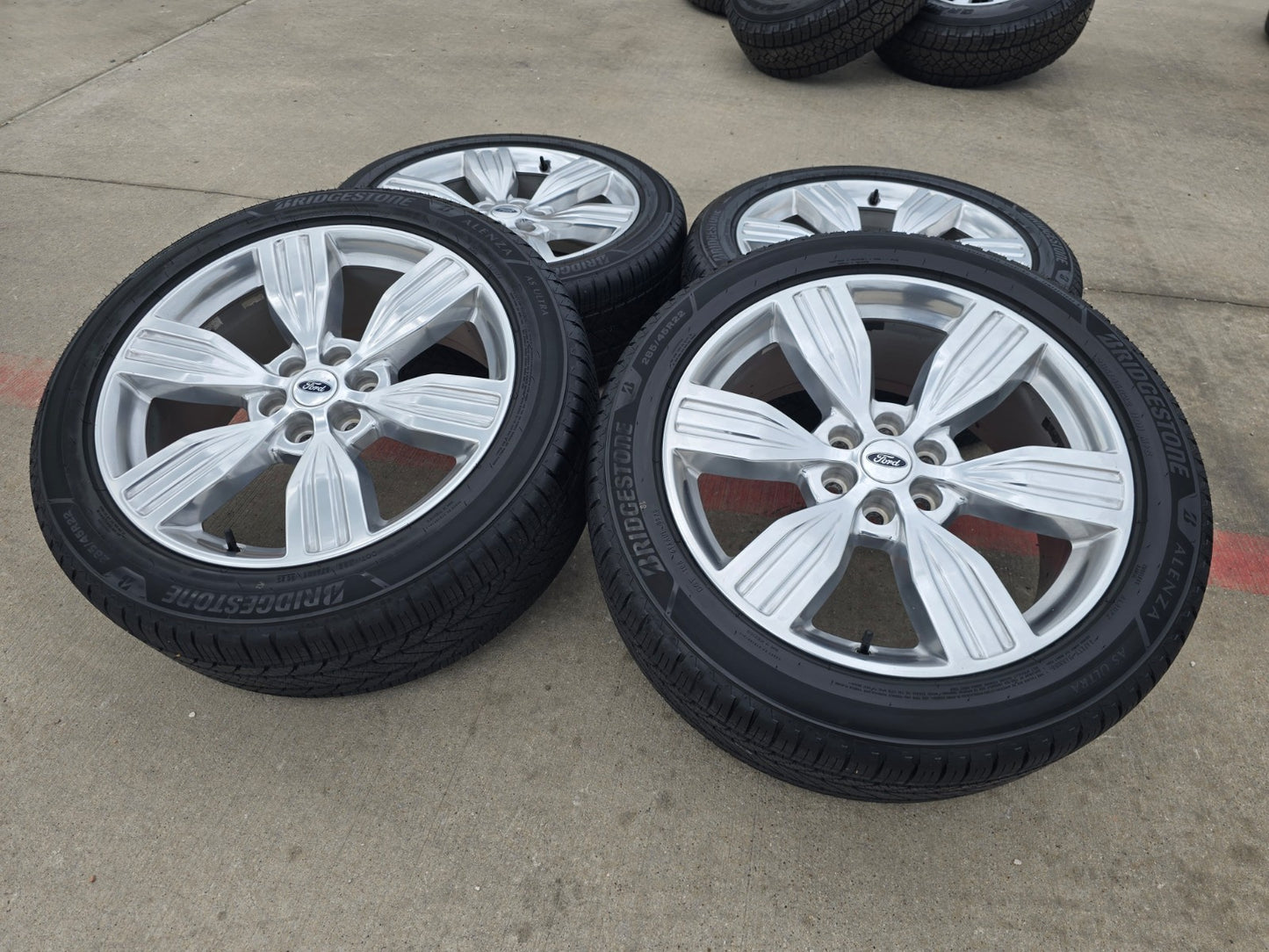 22" Ford F-150 LIMITED LARIAT Expedition OEM 10442 rims wheels BRIDGESTONE SET