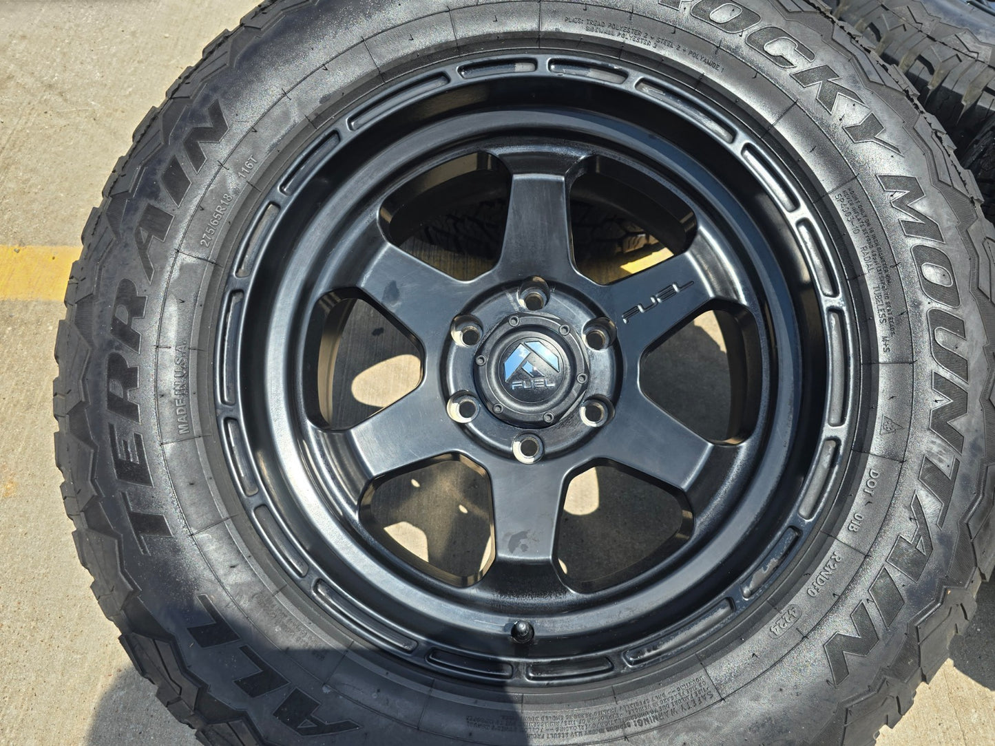 18x9 Fuel Shok D644 Chevy Silverado RAM Tacoma wheels rims 6x139 6x5.5 tires