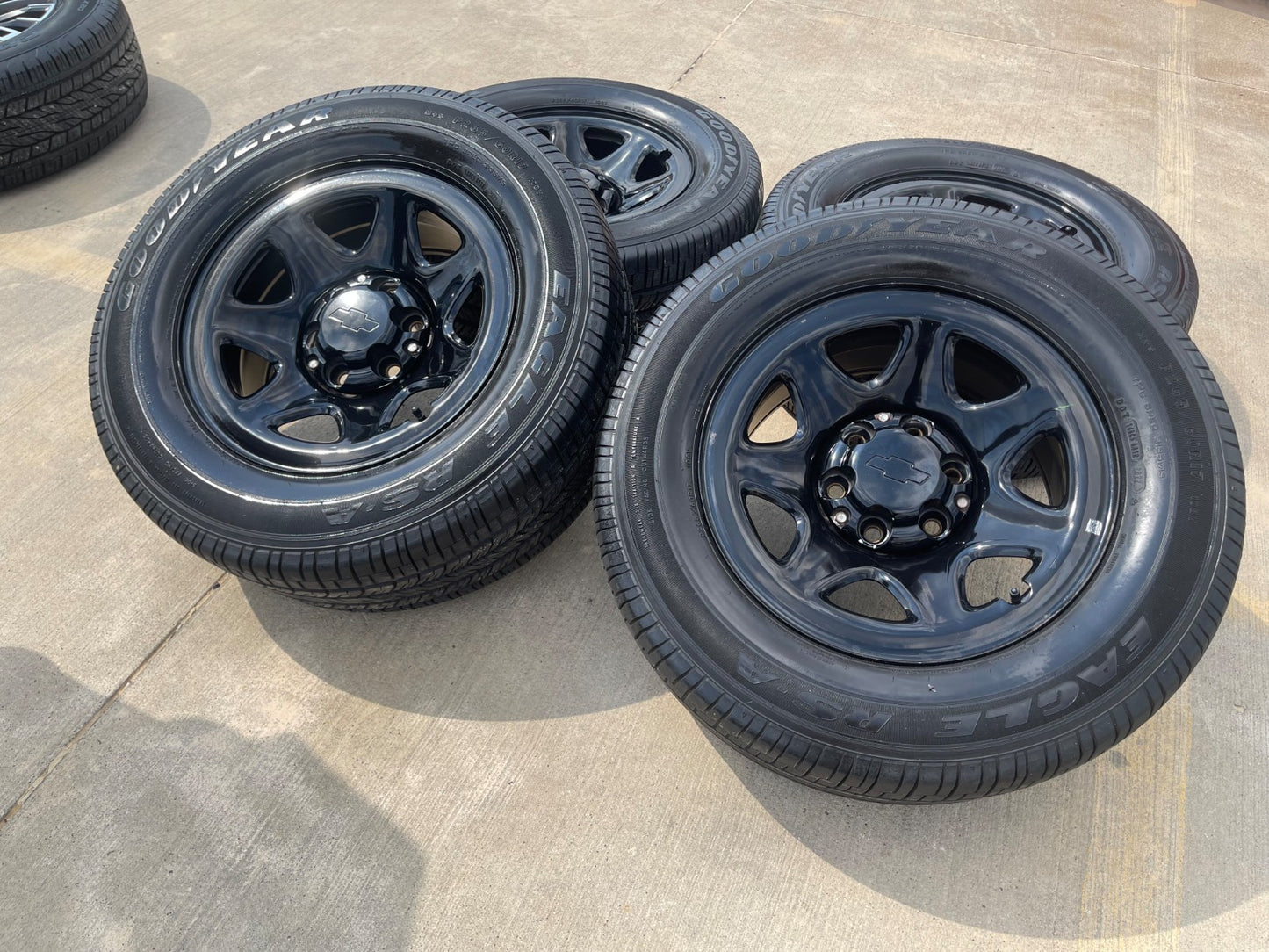 17" Chevy Tahoe PPV OEM Police Package 8111 SET wheels rims tires
