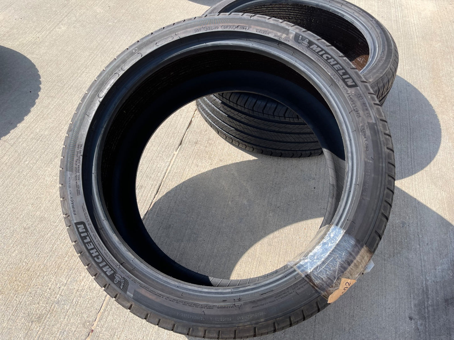 (1) 275/40/22 Michelin Primacy A/S All Season 107H XL Selfseal 275/40R22 tire