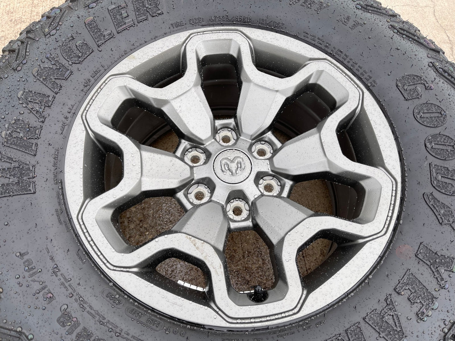 18" Dodge Ram 1500 TRX RHO Gray OEM 66002 wheel rim TERRITORY A/T 35"
