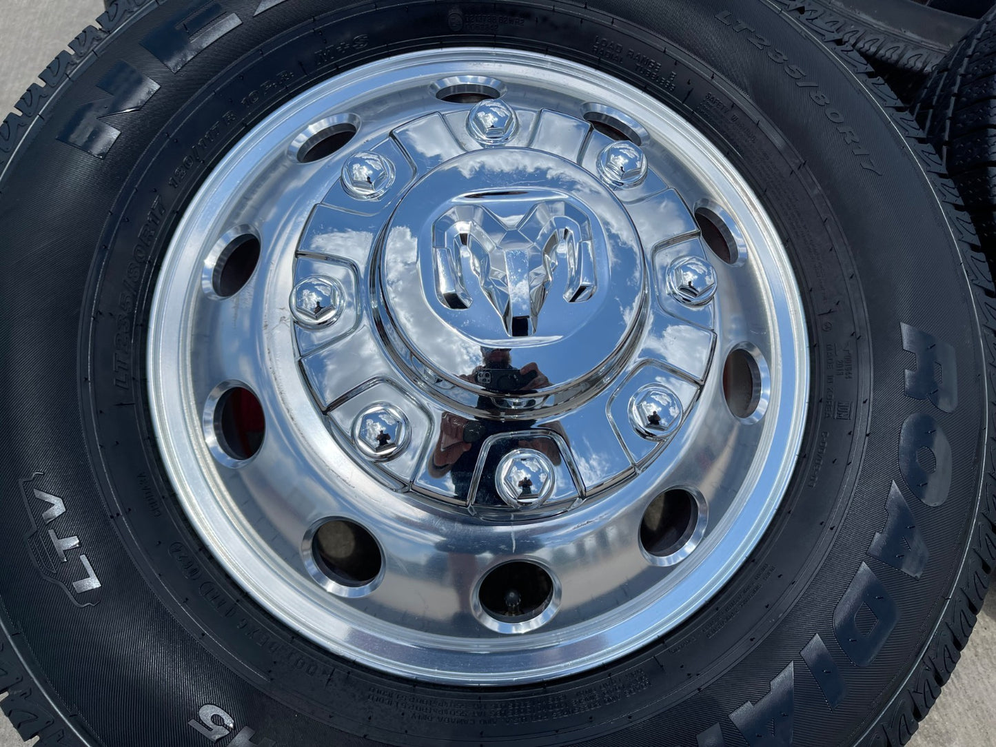 17" Dodge Ram 3500 Dually Laramie 8x200 wheels rims 2701 2702 OEM SET 2024 2025