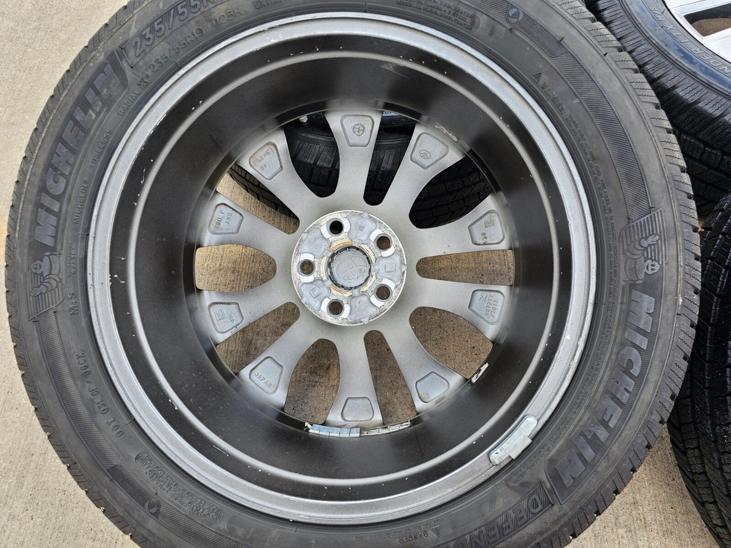 19" Toyota Rav4 Premium OEM 75244 wheels rims Highlander MICHELIN