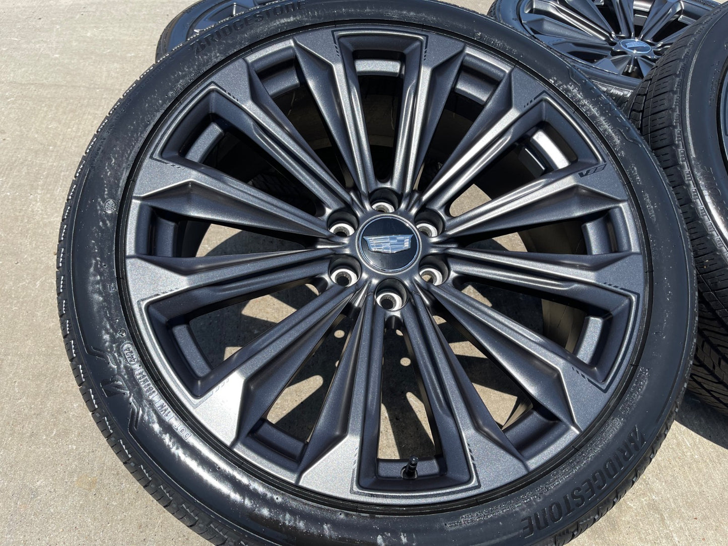 24" Cadillac Escalade V PLATINUM OEM wheels rims tires 2024 2025 2026 2027 SET