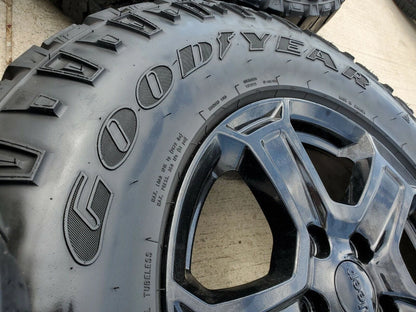 17" Jeep Gladiator Wrangler Rubicon OEM wheels rims 9216 DURATRAC