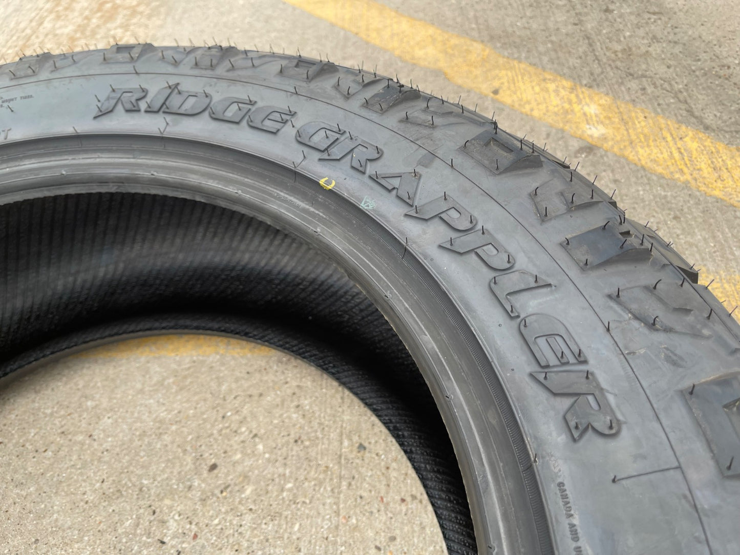 (1) 265/60/20 Nitto Ridge Grappler R/T tire 112T 265/60R20 NEW
