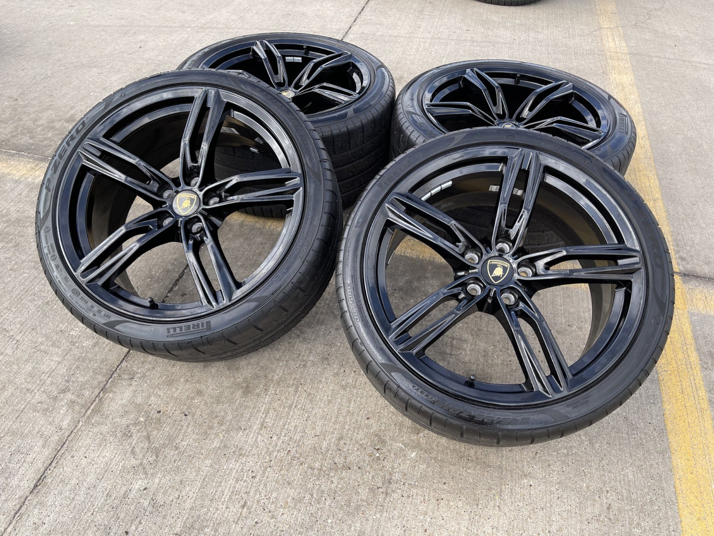 19" Lamborghini Huracan EVO LP580 OEM wheels rims 2020 2021 2022 2023 2024 2025