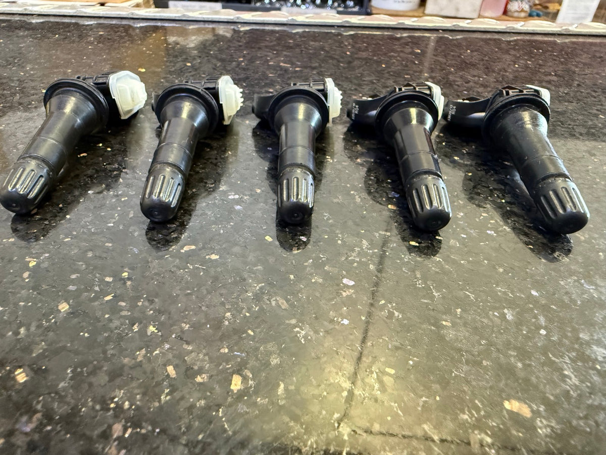 (5) TPMS SENSORS Chevy Ford GMC Cadillac Toyota RAM Honda Hyundai Kia SET NEW