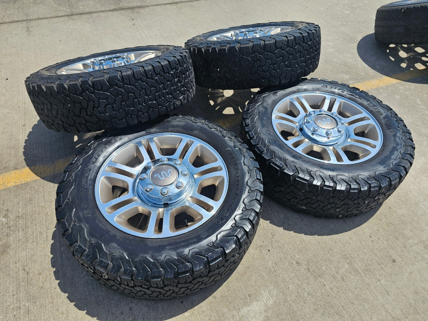 20" Ford F-250 F-350 OEM 3951 3845 KING RANCH rims wheels tires BFG KO2 A/T