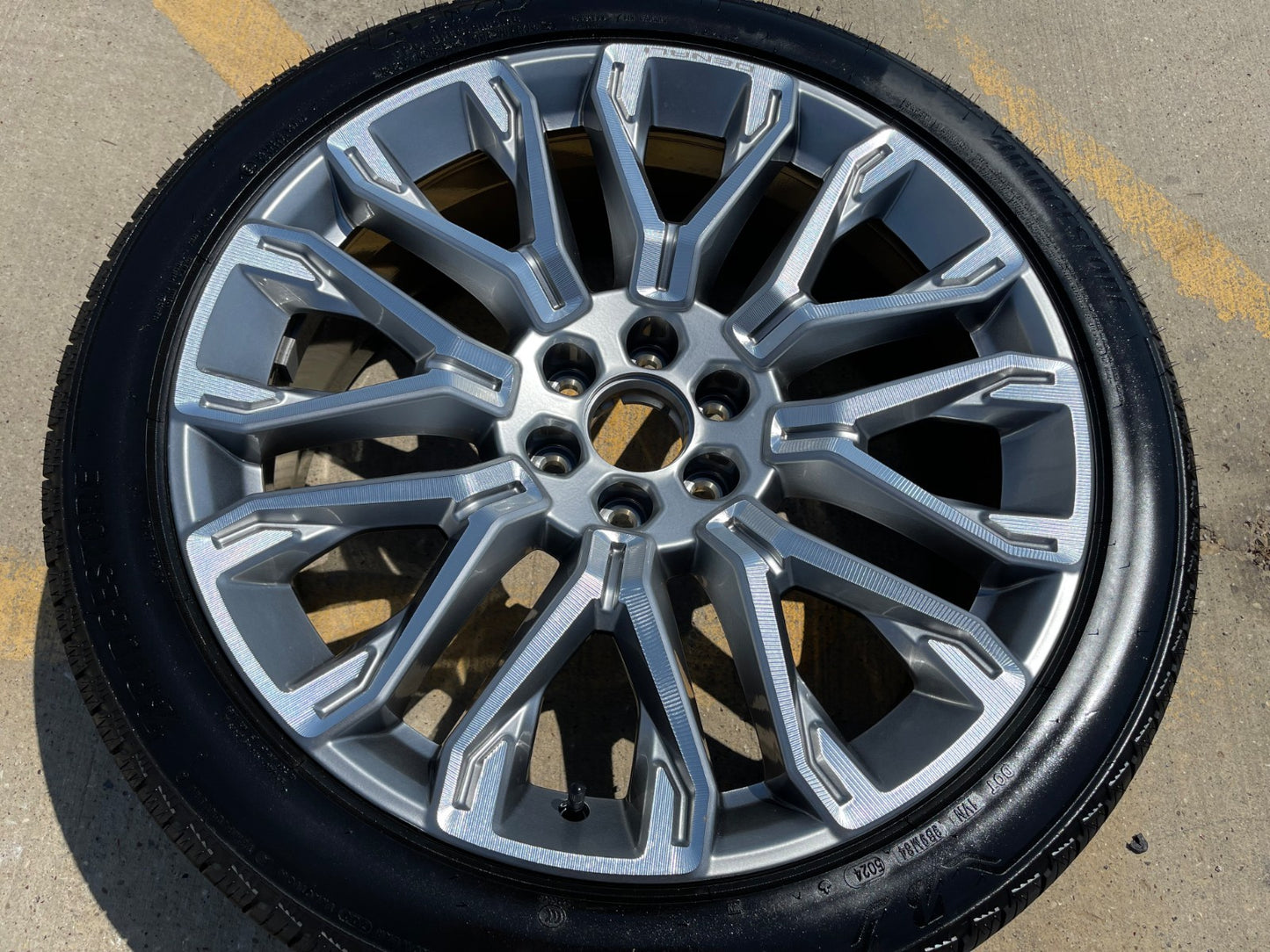 24" GMC Yukon Sierra Denali Chevy Tahoe LTZ OEM 10067 wheel rim 2026 2027