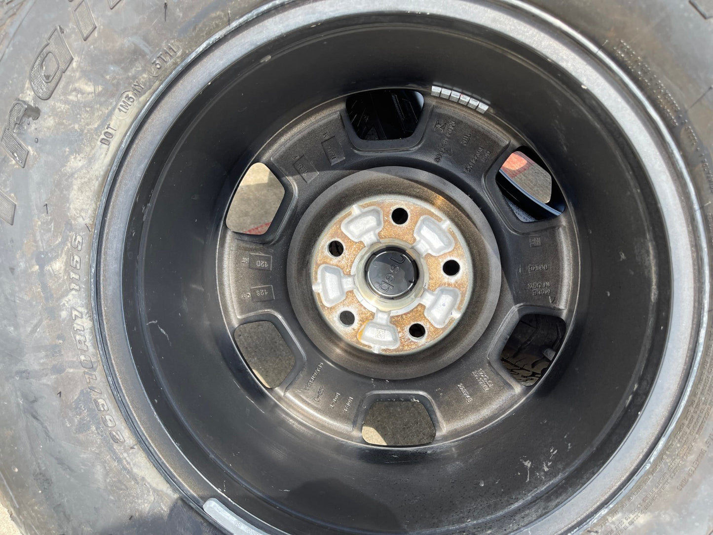 17" Jeep Wrangler Rubicon OEM 9260 wheels rims Gladiator tires BFG A/T NEW