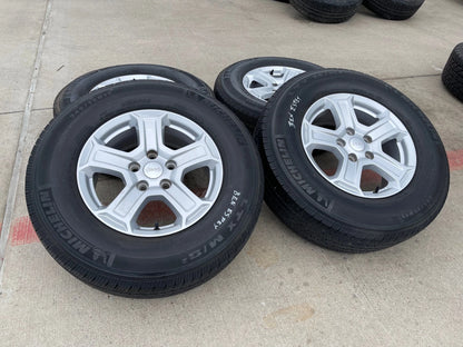 17" Jeep Wrangler Rubicon OEM wheels rims 9216 Gladiator tires MICHELIN