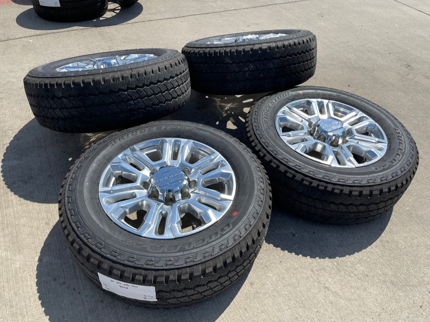 20" GMC Sierra Denali 2500 3500 OEM 5957 wheels rims tires 2022 2023 2024 2025