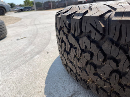 (1) 295/70/17 BFG KO2 A/T tire 295/70R17 LT 10 ply LRE 121S TAKE OFF NEW