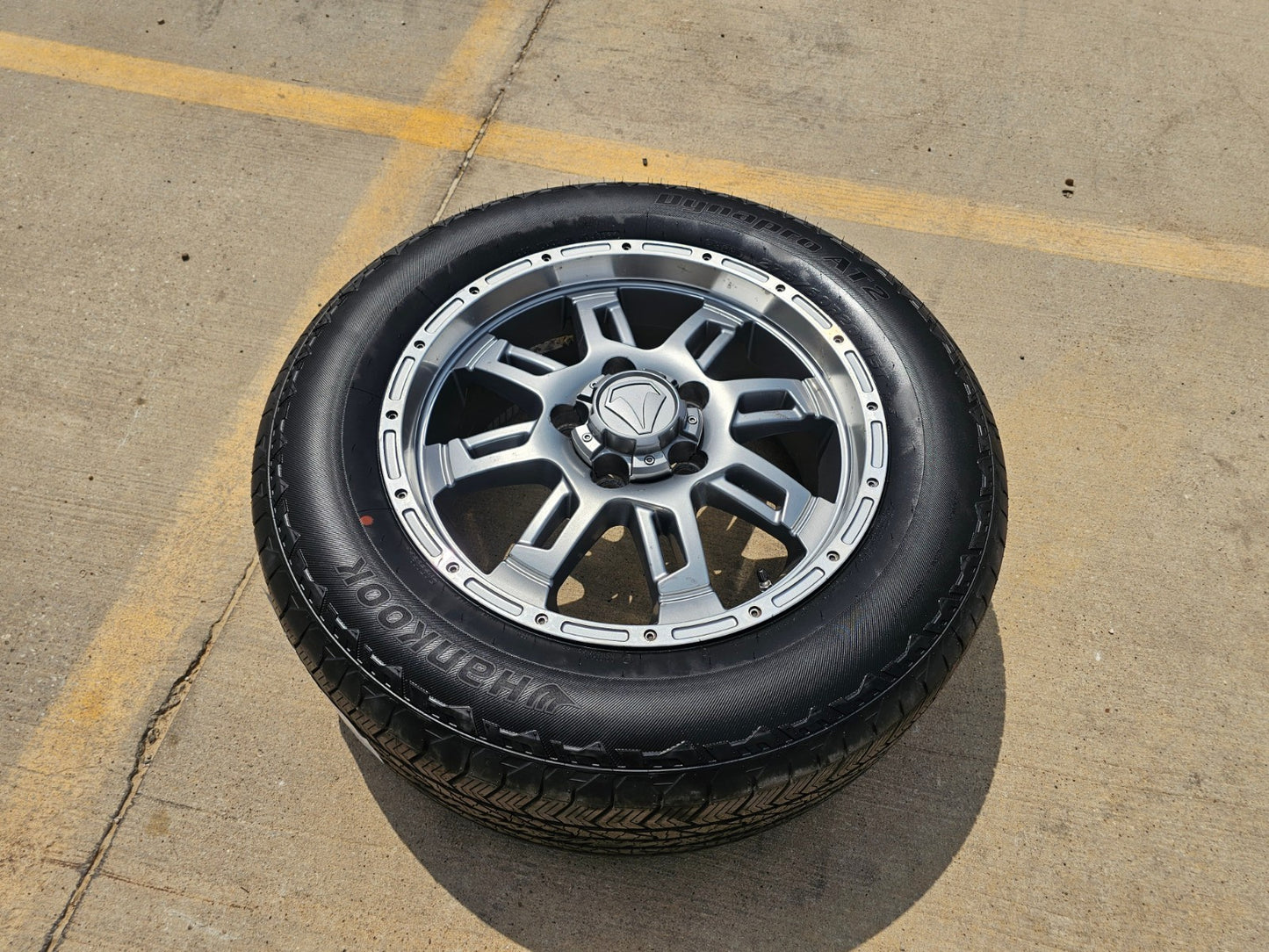(1) 20" Toyota Tundra TSS TRD T Force OEM wheel rim single 5x150 tire Spare
