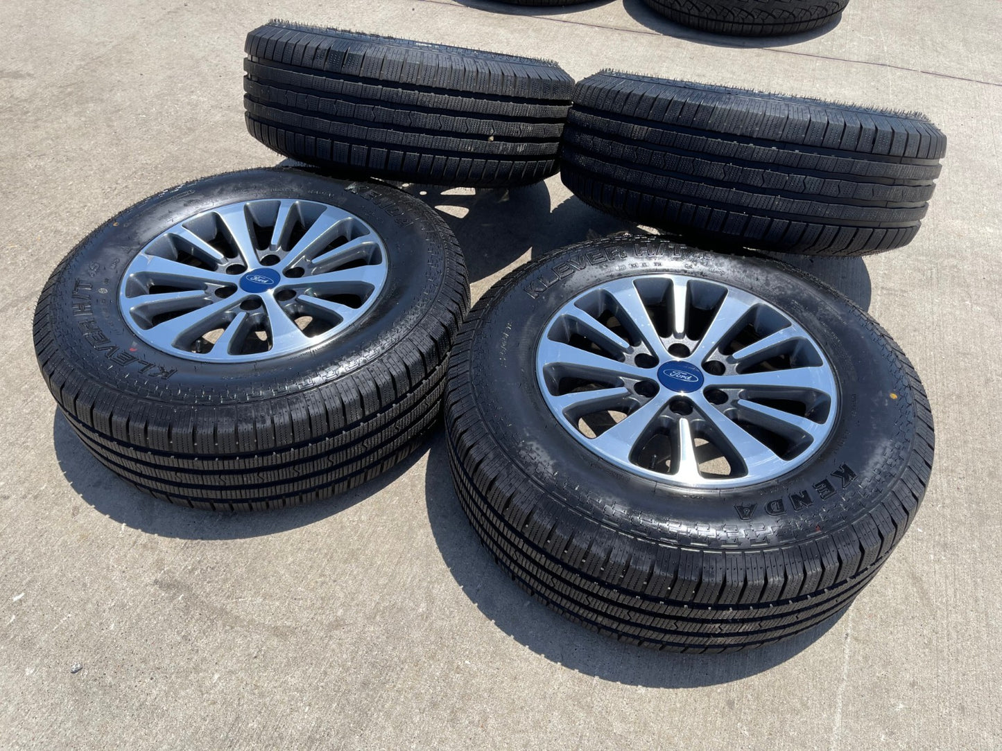 18" Ford F-150 Expedition XLT 3988 OEM rims wheels tires KENDA