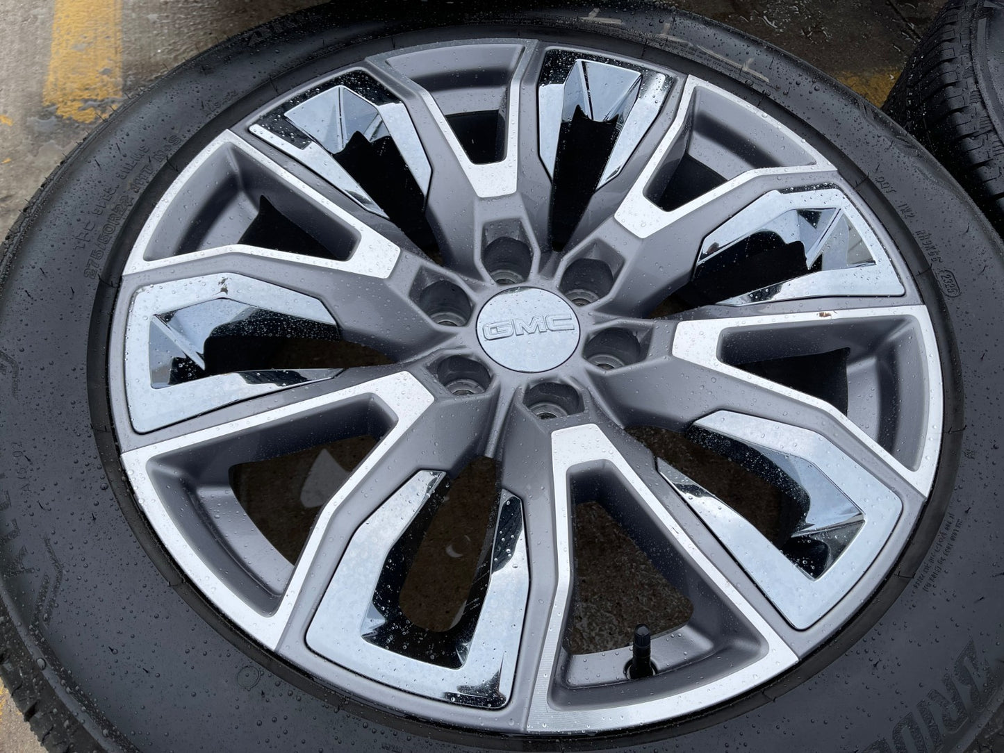 22" GMC Yukon Chevy Tahoe Escalade OEM chrome 95513 14134 wheels rims tires SET