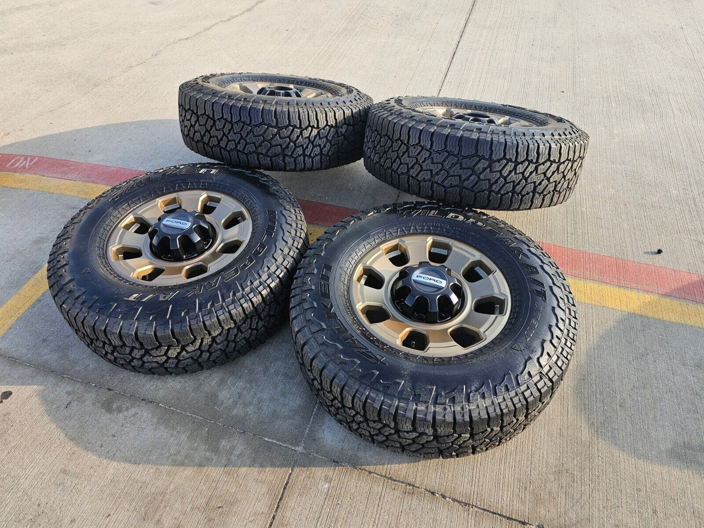 18" Ford F-250 F-350 OEM TREMOR Bronze rims wheels 10482 35" NEW