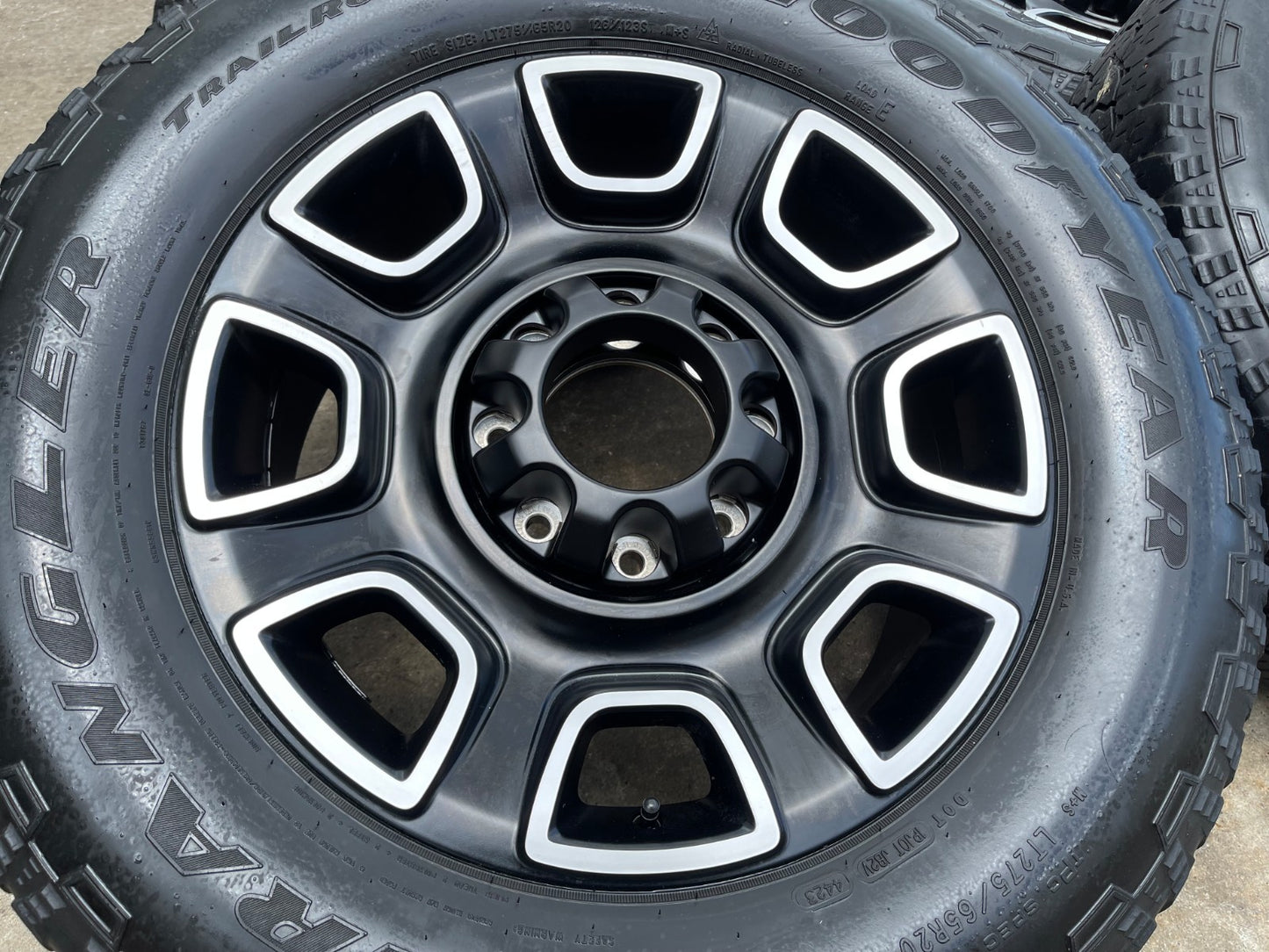 20" Ford F-250 F-350 OEM 10486 10301 Lariat Platinum wheels rims tires GOODYEAR