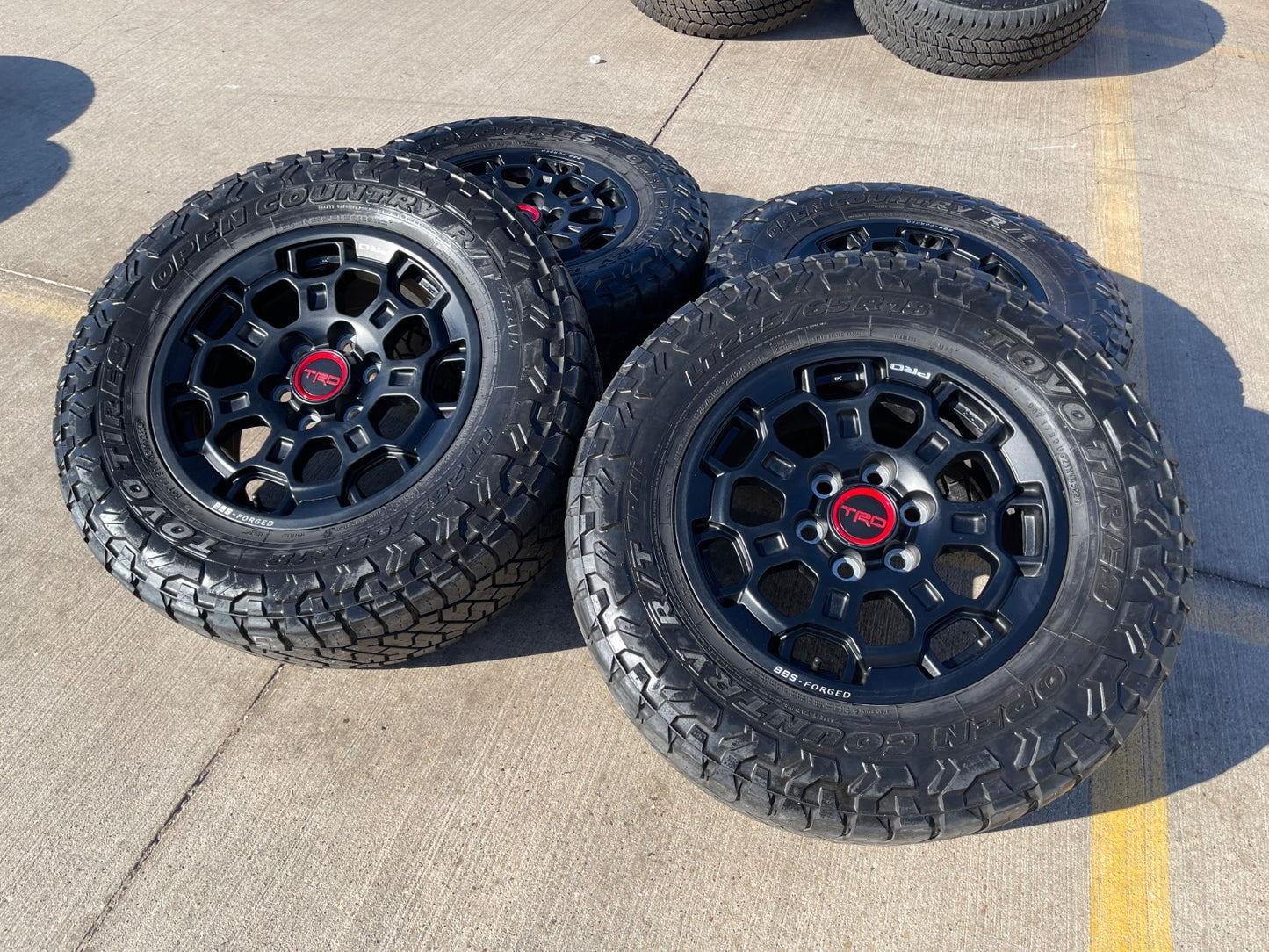 18" Toyota Tundra TRD BBS FORGED OEM 69195 95458 wheels rims Sequoia TOYO R/T