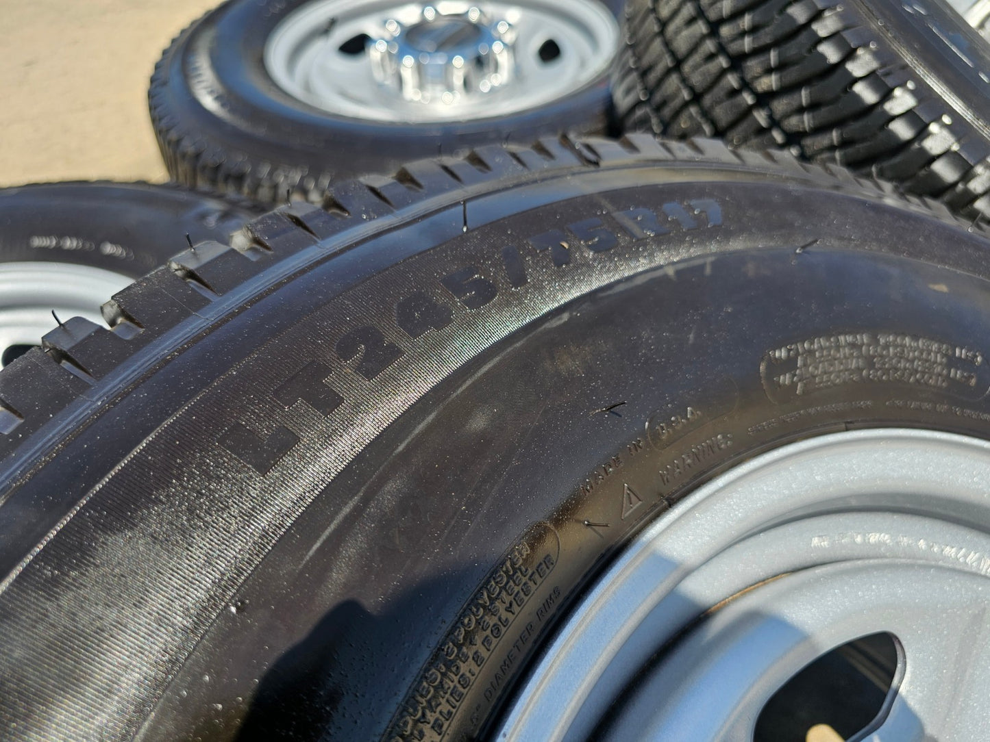 17" Ford F-250 F-350 OEM 3828 wheels rims SET 2024 2025 2026 MICHELIN A/T2 NEW