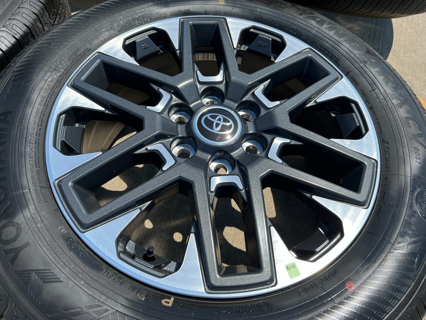 20" Toyota Tundra Platinum OEM wheels rims 95295 75276 Sequoia 2024 2025 NEW