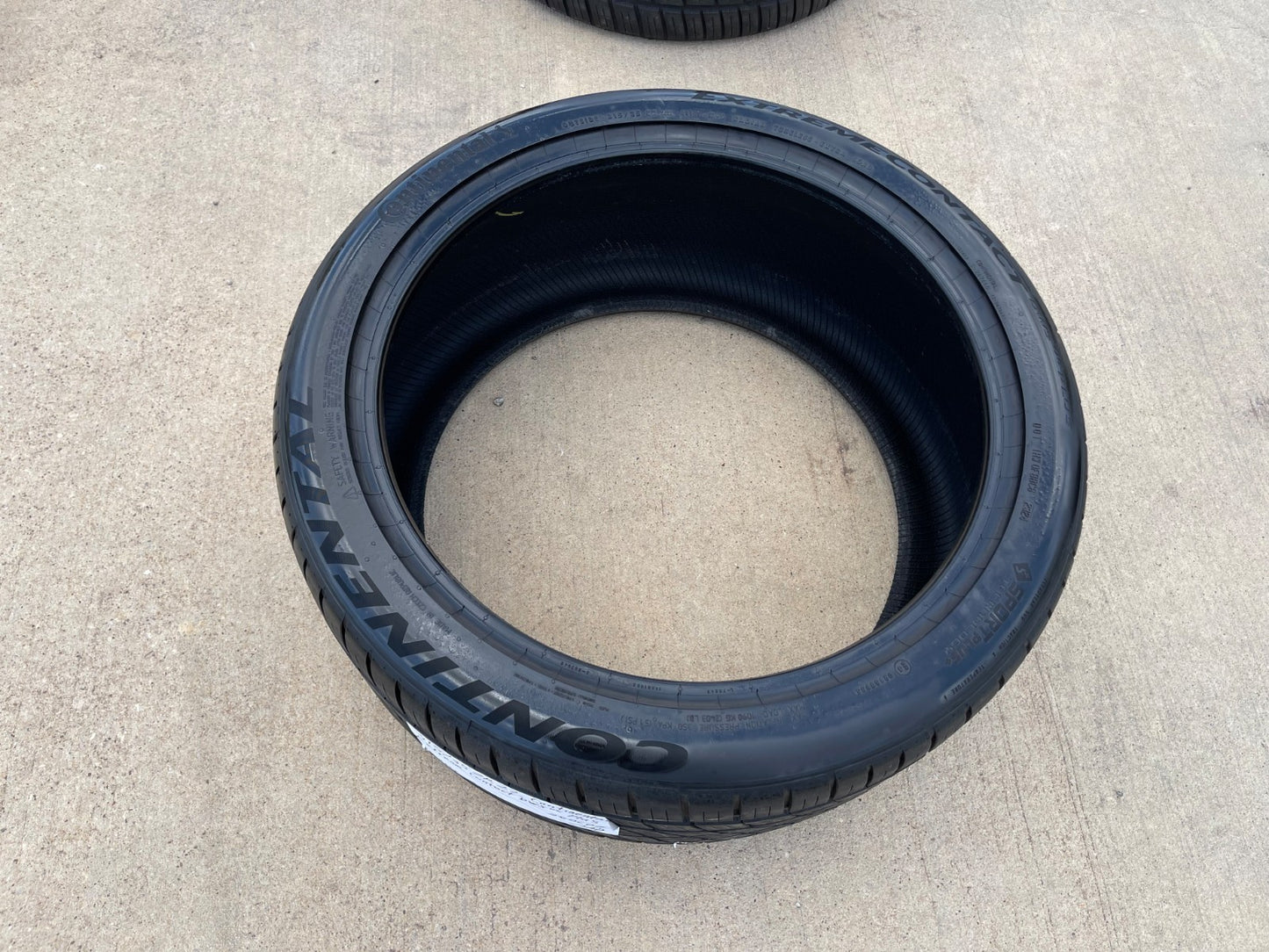 (1) 315/35/22 Continental Extreme Contact DWS06 111Y XL M+S 315/35R22 tire