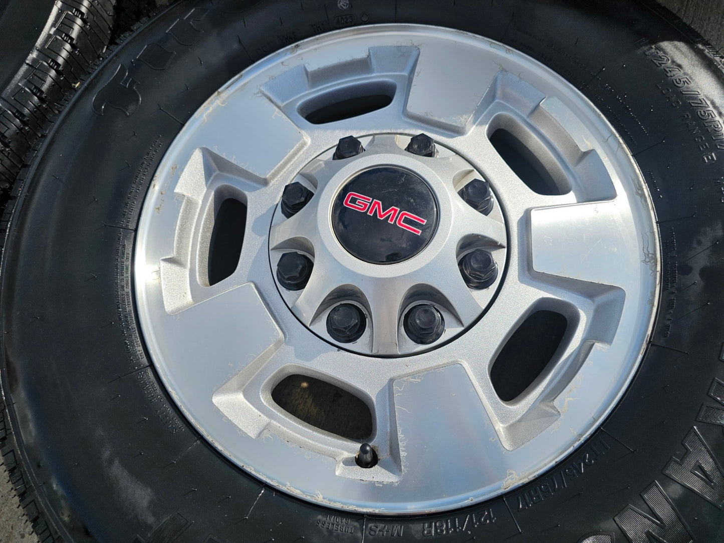17" GMC Sierra Chevy Silverado 2500 3500 OEM 5500 wheels rims FIRESTONE NEW